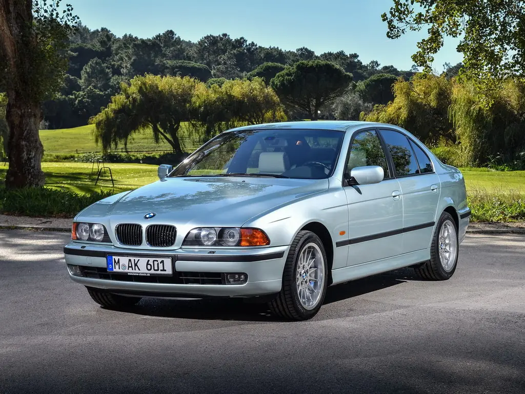 BMW 5-Series (E39) 4 поколение, седан (12.1995 - 08.2000)